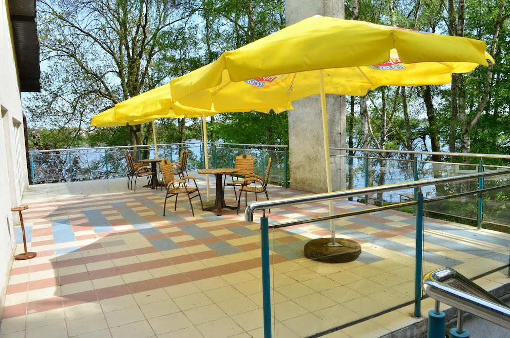 Hotel Mikorzyn Ślesin Exterior foto